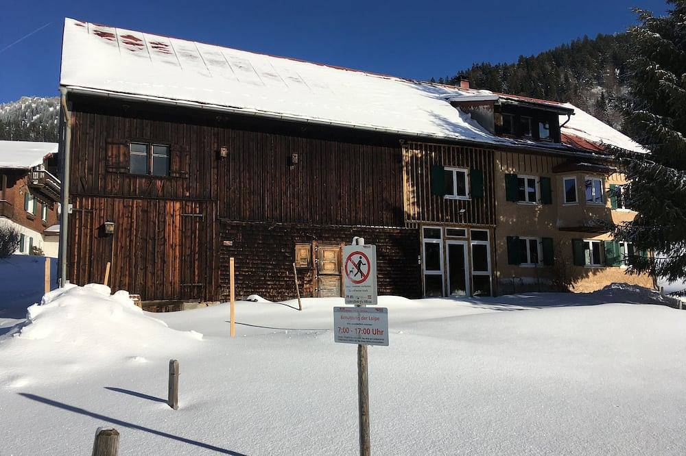 Ferienhof Wäldle 2 Balderschwang - direkt an der Loipe mit Motorradvermietung in Balderschwang, Bayerisch Schwaben