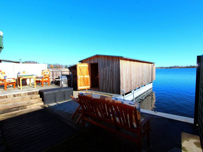 Ferienhaus für 4 Personen, mit Seeblick und Garten sowie Terrasse, kinderfreundlich in Malchow - 2