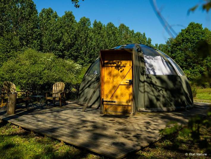 Gîte pour 2 personnes, avec Jacuzzi et Terrasse ainsi que Jardin et Vue dans Magnières