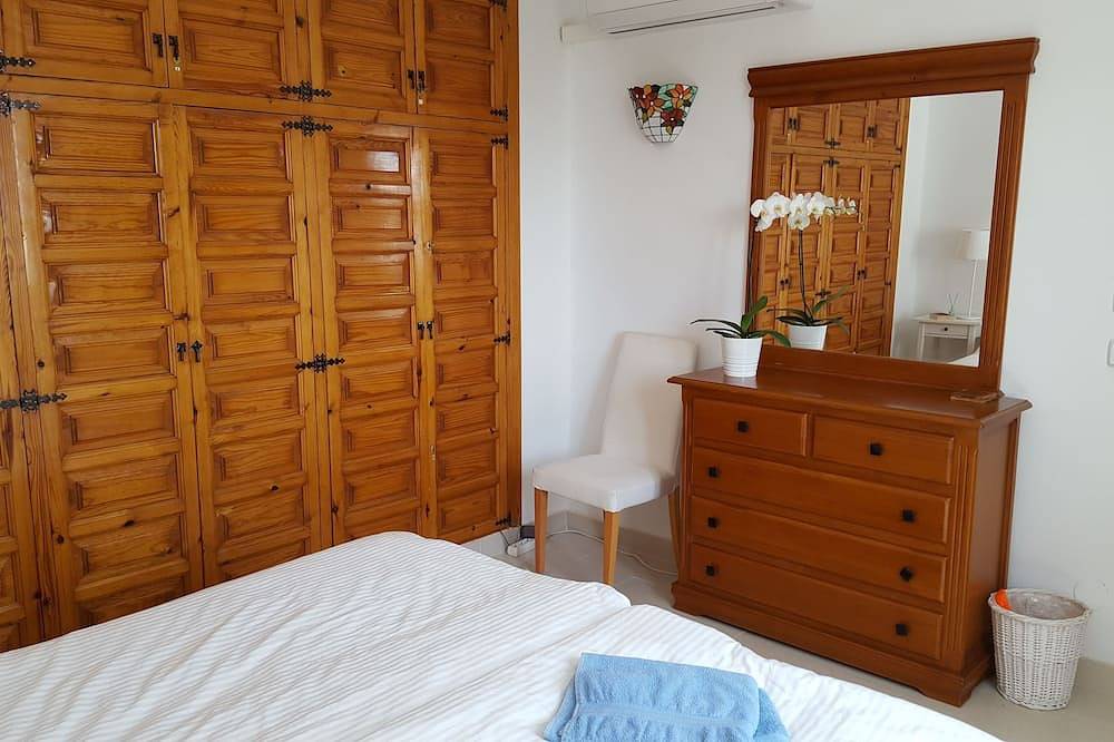 Ganze Wohnung, Penthouse Villa mit 360-Grad-Panoramablick auf das Meer, die Berge in El Capistrano, Costa del Sol