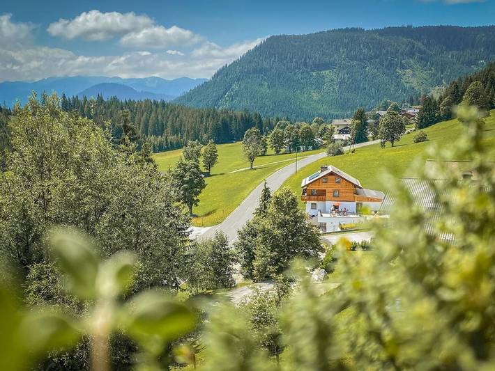 Ferienhaus für 10 Personen, mit Balkon und Terrasse sowie Garten und Sauna