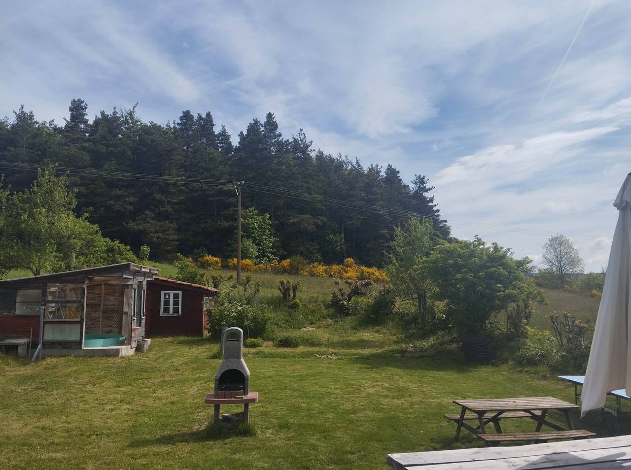 Gîte Le chant des mésanges (Maison 8 personnes, pleine nature) in Tence, Haute-Loire