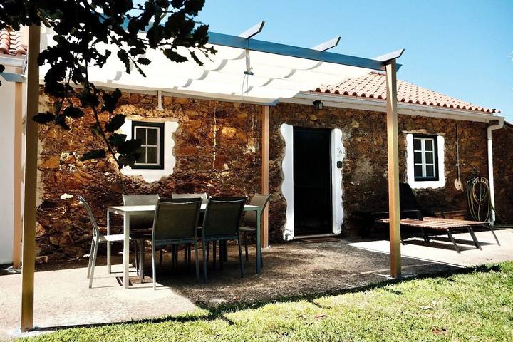 Casa de campo para 6 pessoas, com Jardim e Vista para o lago