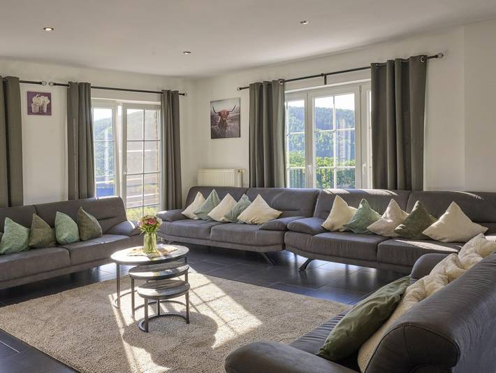 Ferienhaus für 20 Personen, mit Balkon/Terrasse und Terrasse sowie Garten in Belgien - 2