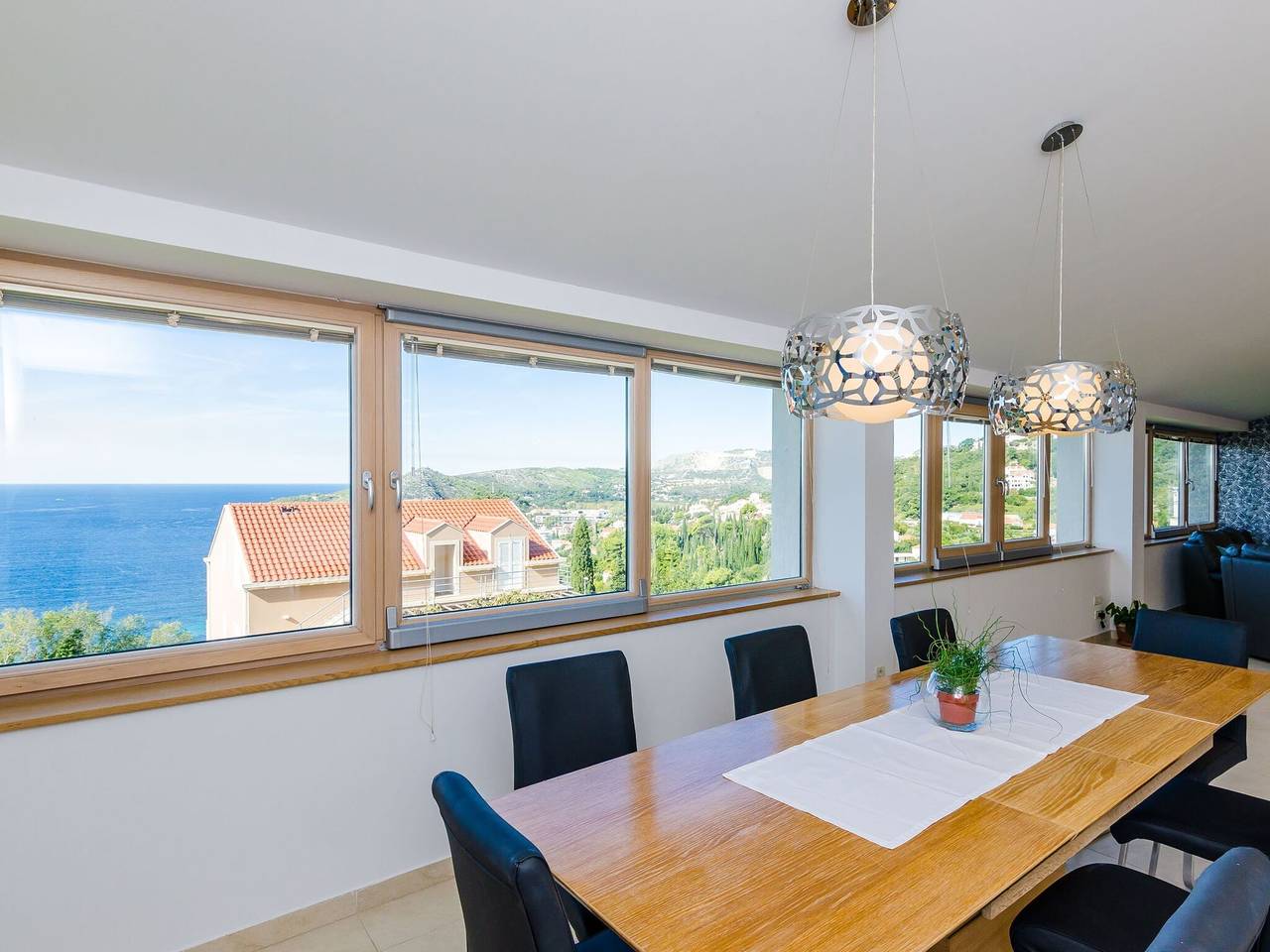 Six Bedroom Villa with Terrace and Swimming Pool in Mlini, Dubrovnik-Neretva