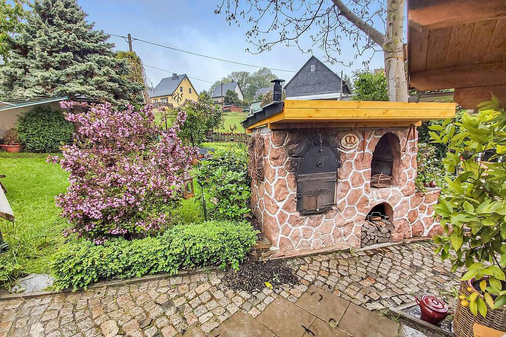 Ganze Wohnung, Atemberaubende Wohnung in Bad Schlema in Bad Schlema, Erzgebirge