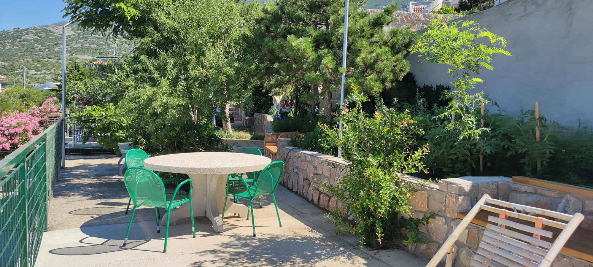 Villa mit Swimmingpool und Meerblick  in Cesarica, Kvarner Festland