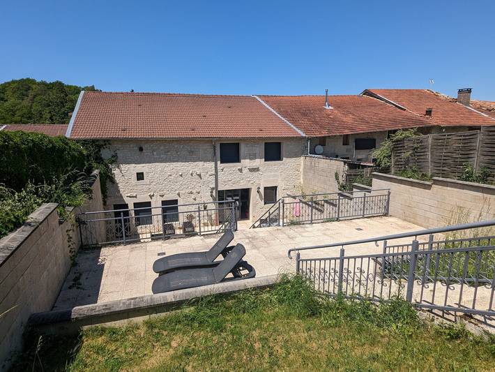Gîte pour 6 personnes, avec Terrasse et Jardin