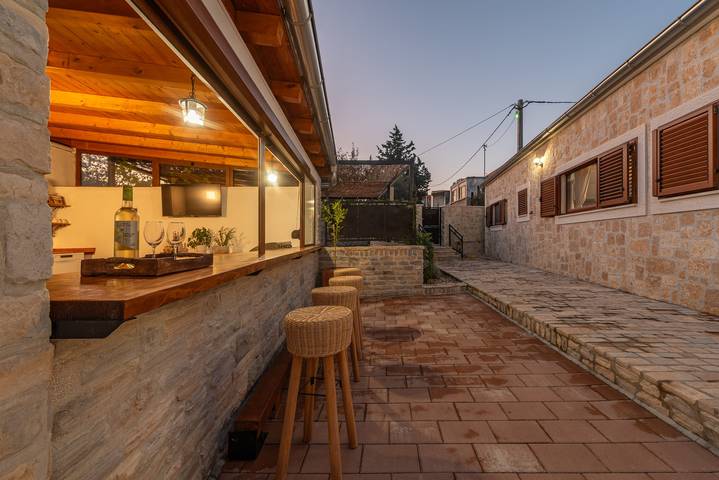 Villa für 4 Personen, mit Terrasse und Garten in Zadar - 4