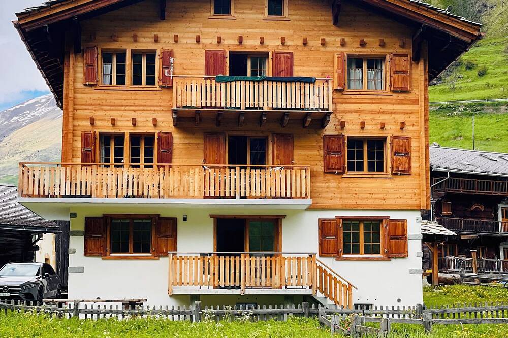 Ganze Wohnung, Spacious apartment in Evolène, Walliser Alpen