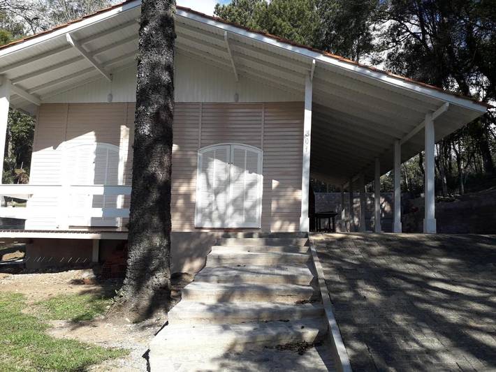 Casa de férias para 14 pessoas, com jardim e vista em Gramado