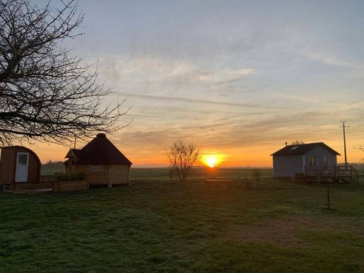 Cottage pour 2 personnes, avec jardin à La Tour-Saint-Gelin