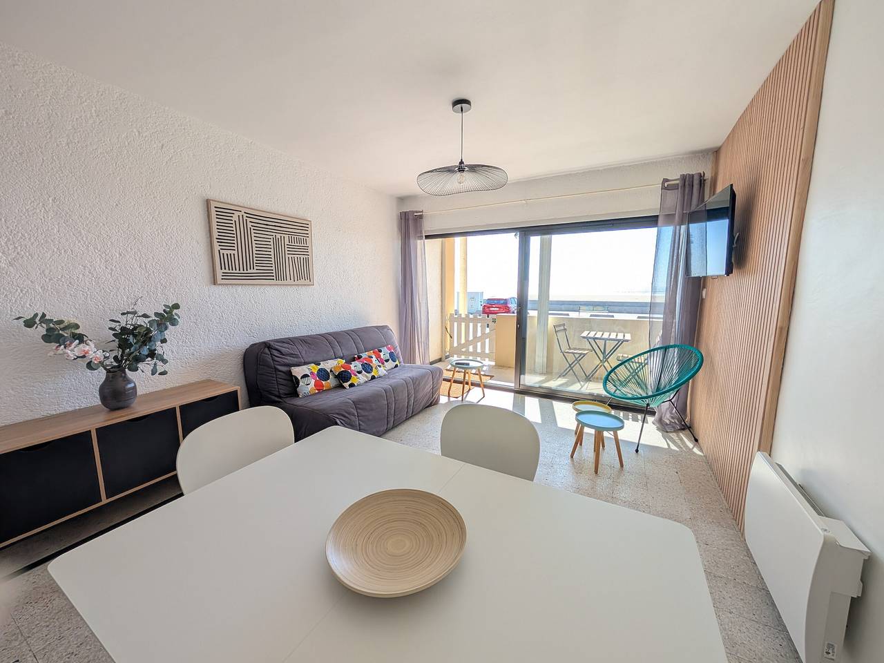 Appartement entier, Appartement T2 Front de Mer avec Balcon et Parking – Confort et Activités à Proximité in Port-la-Nouvelle, Côte méditerranéenne (France)