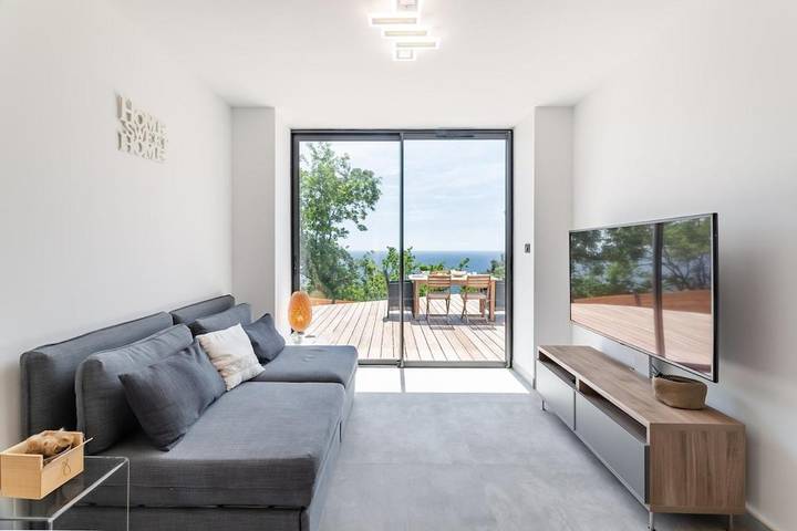 Location de vacances pour 4 personnes, avec terrasse et vue dans Plage du Pin de Galle - 4