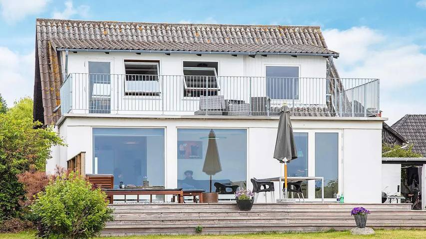 Ferienhaus für 9 Personen, mit Terrasse