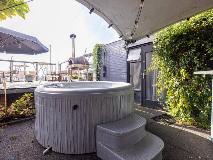 Gruppenunterkunft am Wasser mit Sauna und Hottub in Kaag, Groene Hart