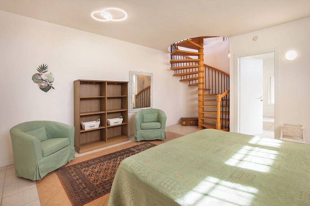 Ganze Wohnung, Villa Chiara-Mit Pool Apt 2, Villa Chiara - Con piscina Apt 2 in Cavaion Veronese, Gardasee-Berge