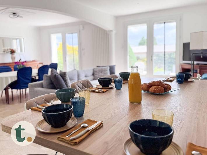 Location de vacances pour 8 personnes, avec jardin et terrasse à Treize-Vents - 3