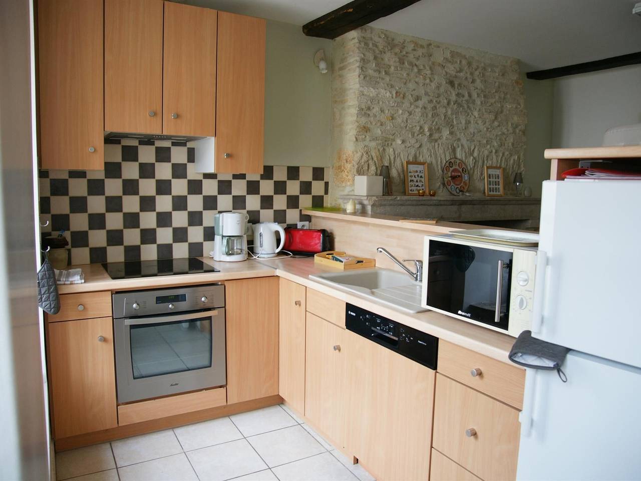 Charmante maison avec barbecue et vélos, animaux admis in Annoux, Région d'Avallon