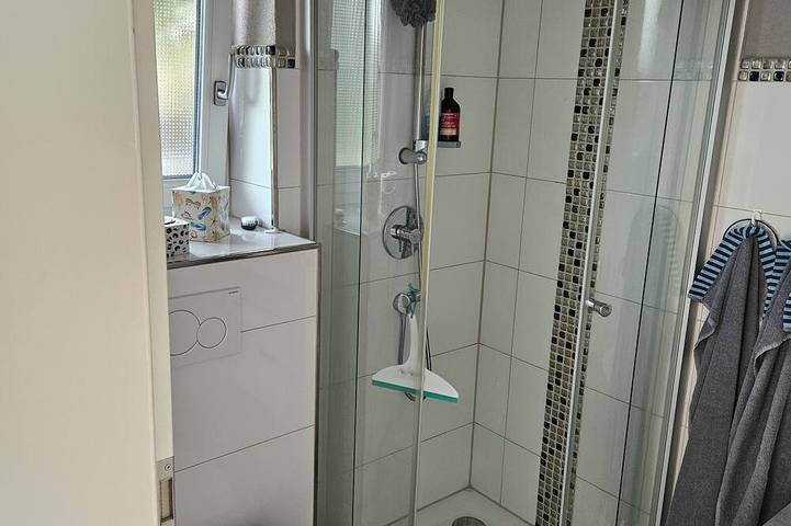 Ganze Wohnung, Moderne Ferienwohnung in sehr schöner Lage, umgeben von Wäldern und Wanderwegen! in Heimbuchenthal, Mainviereck