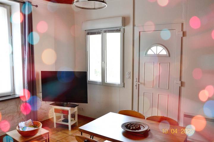 Gîte pour 22 personnes, avec terrasse à La Cresse - 4