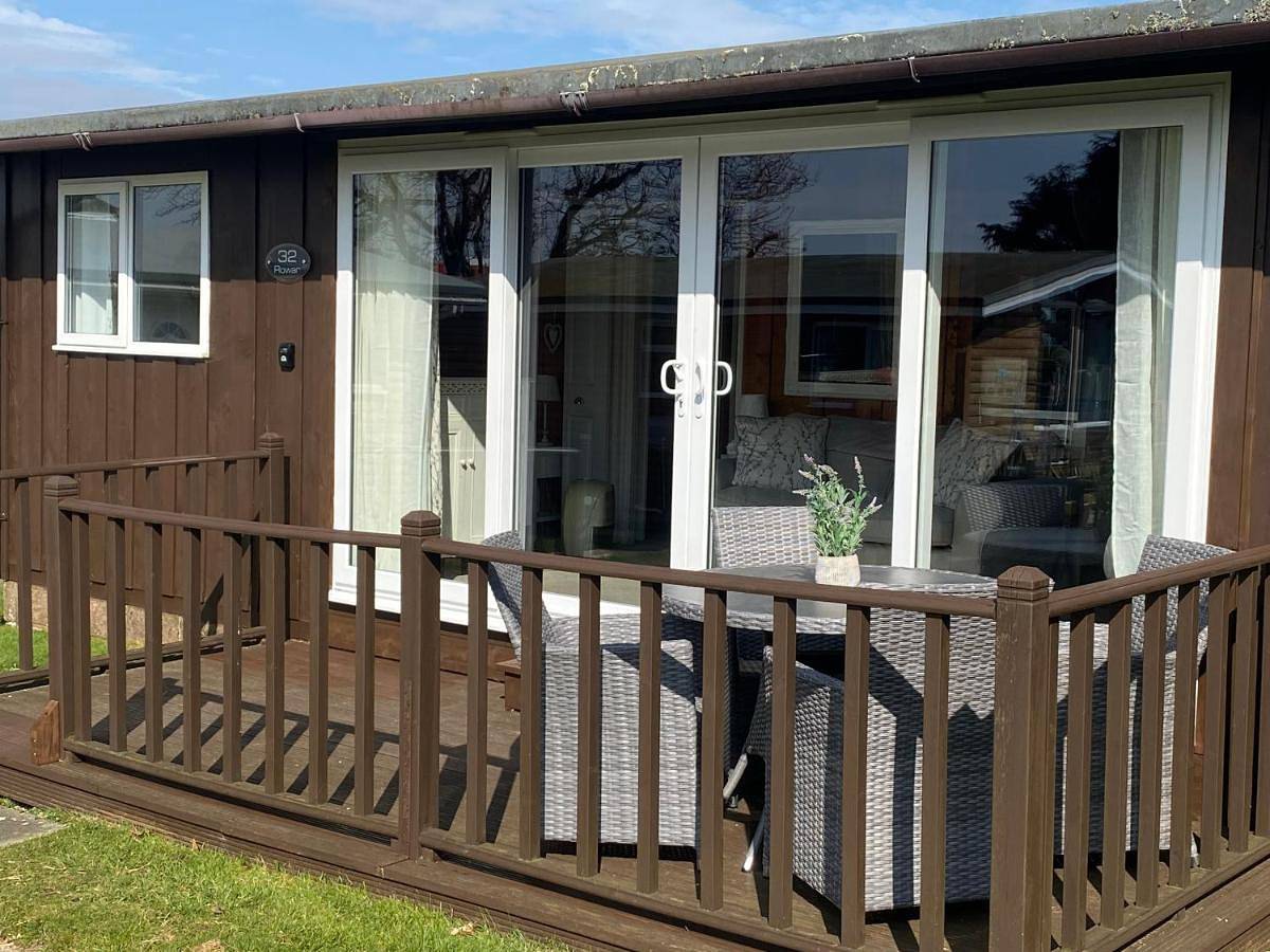 Chalet Thirty Two in Seaton, Devon