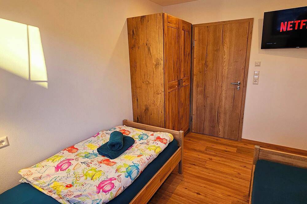 Ganze Wohnung, Fewo Hipp Nr. 7 - 77m² Neubau im Eg mit Terrasse und Bergblick in Top Lage in Halblech, Bayerisch Schwaben
