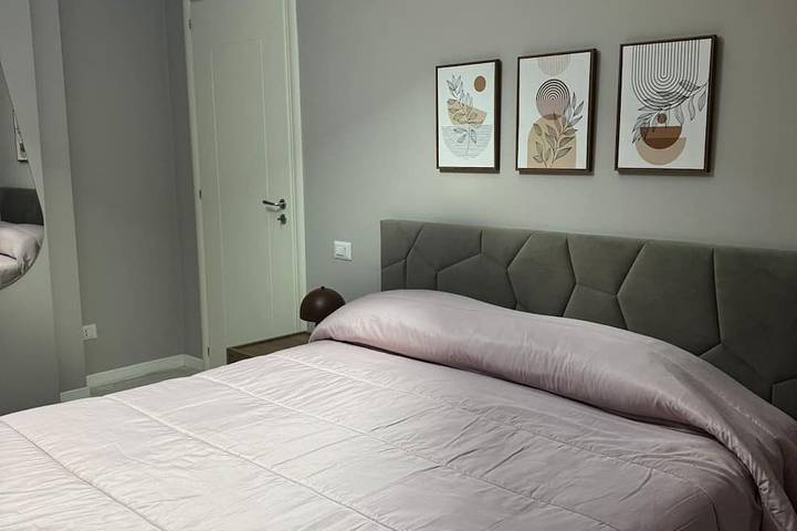 Bellissima stanza con ingresso indipendente e bagno privato. Massima privacy. in Crotone, Provincia di Crotone