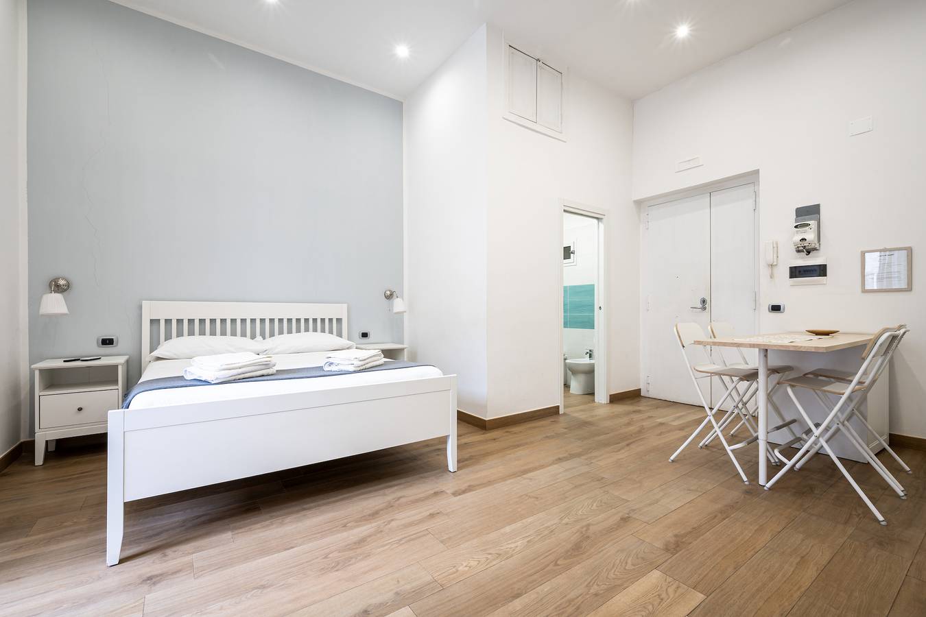 Cały apartament, Apartament wakacyjny dla 2 osób z balkon in Neapol, Prowincja Neapol