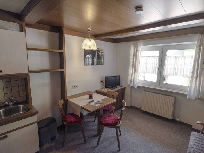 Ferienwohnung für 2 Personen, mit Balkon in Nesselwängle - 3
