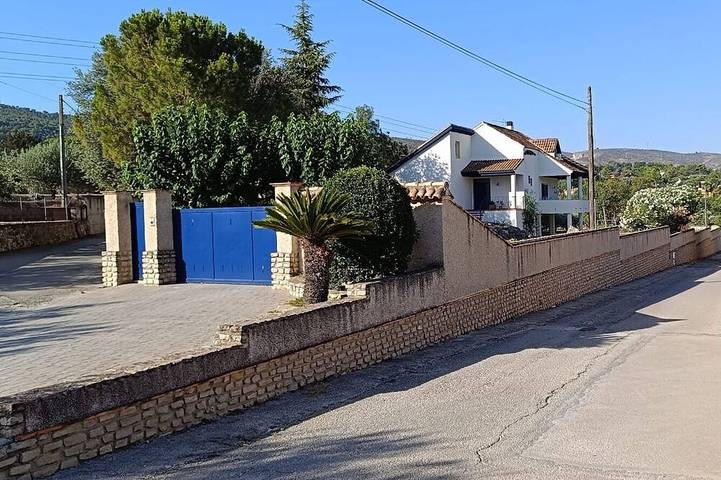 Ferienhaus für 4 Personen, mit Garten und Balkon - 1
