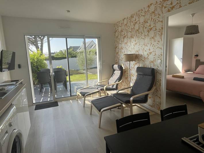 Gîte pour 2 personnes, avec jardin dans Île-Grande - 2