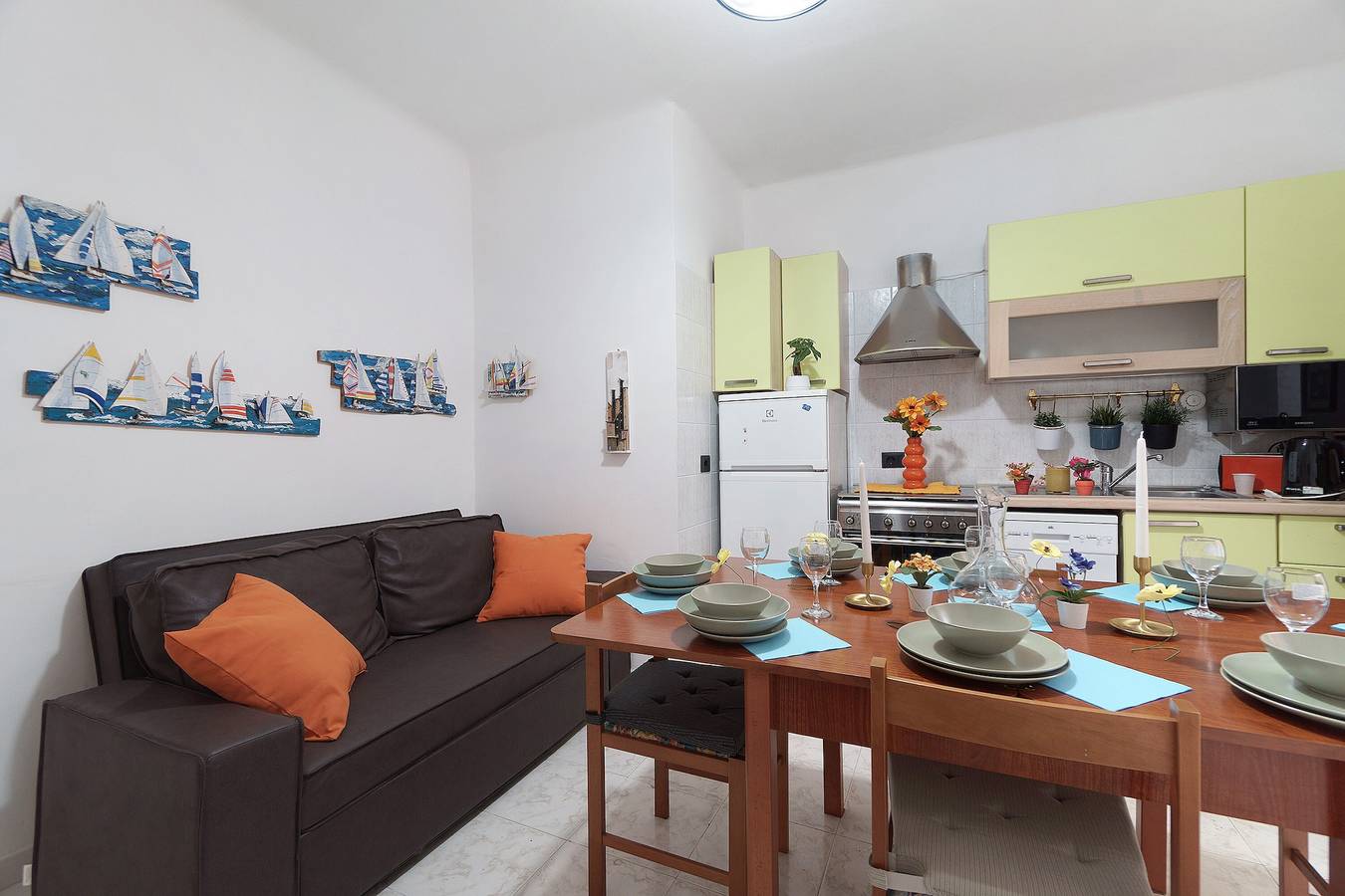 Apartamento entero, Apartamento 'Varazze Mare' con dos baños y patio in Varazze (City), Varazze