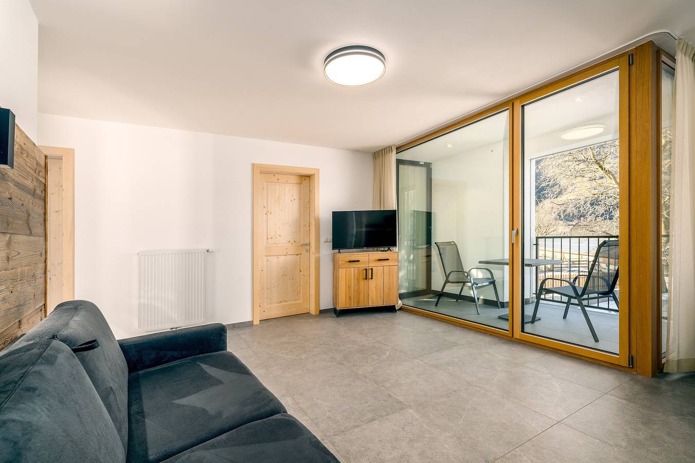 Ganze Wohnung, Ferienwohnung 'Golden' mit Bergblick, Gemeinschaftsgarten und Wlan in Albeins, Brixen