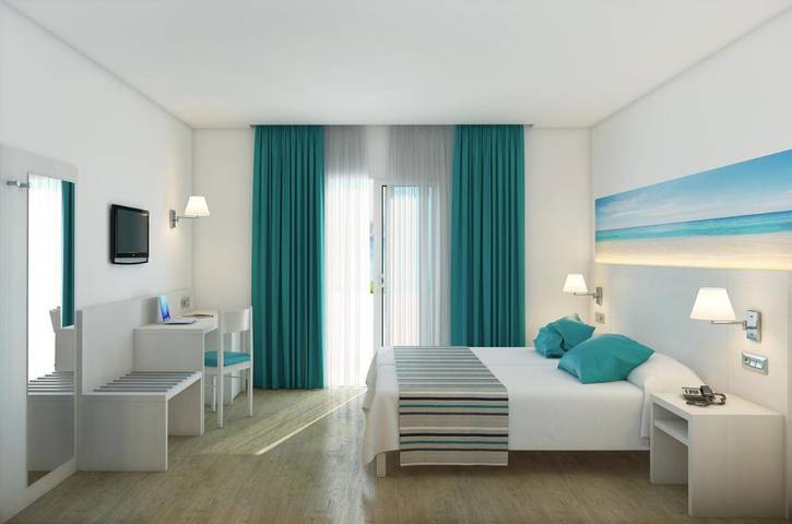 Hotel für 3 Personen, mit Terrasse in Playas de Paguera