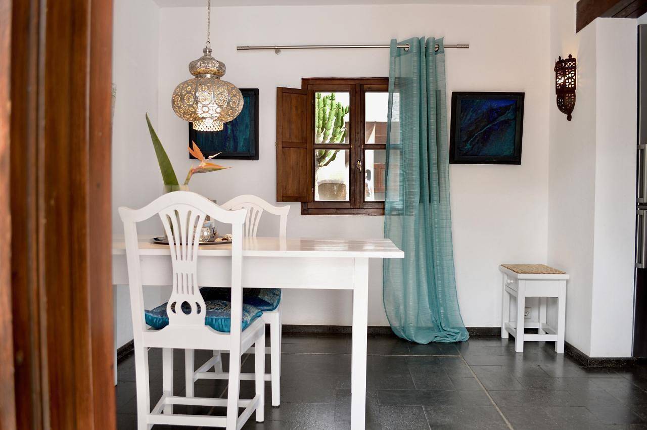 Apartamento vacacional entero, Apartamento Casa Hibisco con bonito jardín in Uga, Yaiza