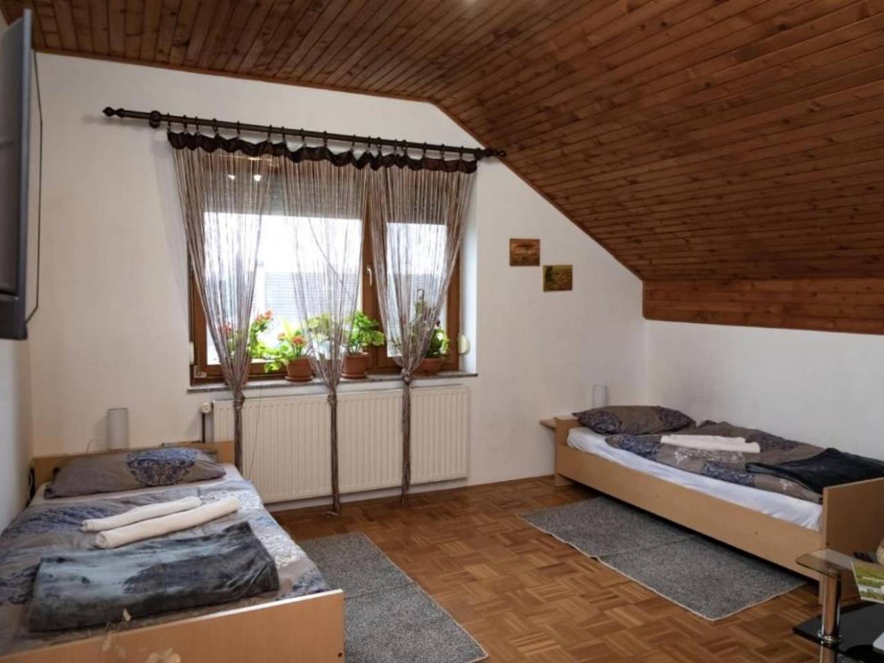 One Bedroom Magic Room (1) in Osijek-Baranja