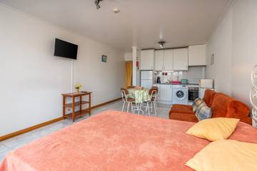 Apartamento De Férias para 4 Pessoas em Praia da Rocha, Portimão, Foto 2