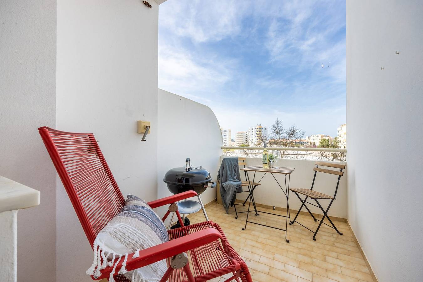 Geheel appartement, Stylish Seashore Apartment in Santa Maria, Lagos