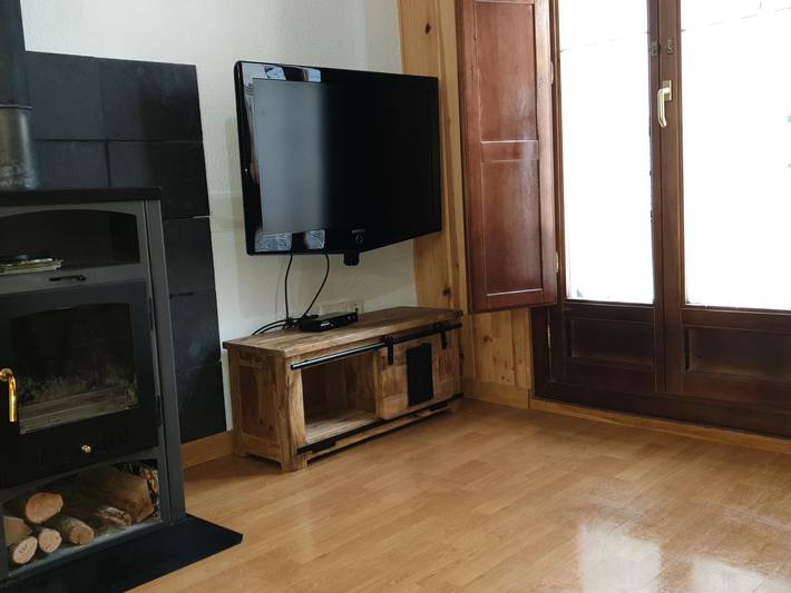 Appartement entier, Appartement de montagne avec cheminée et parking à Canfranc, proche des pistes de ski in Canfranc, Pyrénées Aragonaises