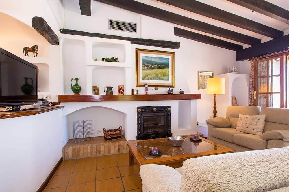 Stunning home in Andratx with private swimming pool, can be inside or outside in Port d'Andratx, Andratx