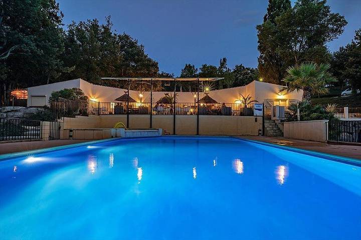 Camping pour 5 personnes, avec vue