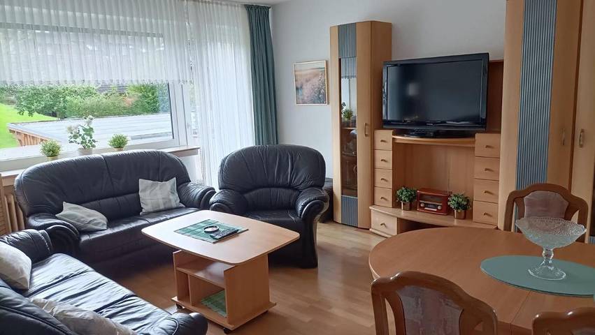 Ferienwohnung für 5 Personen, mit Balkon und Terrasse sowie Garten und Seeblick in Rinteln - 2