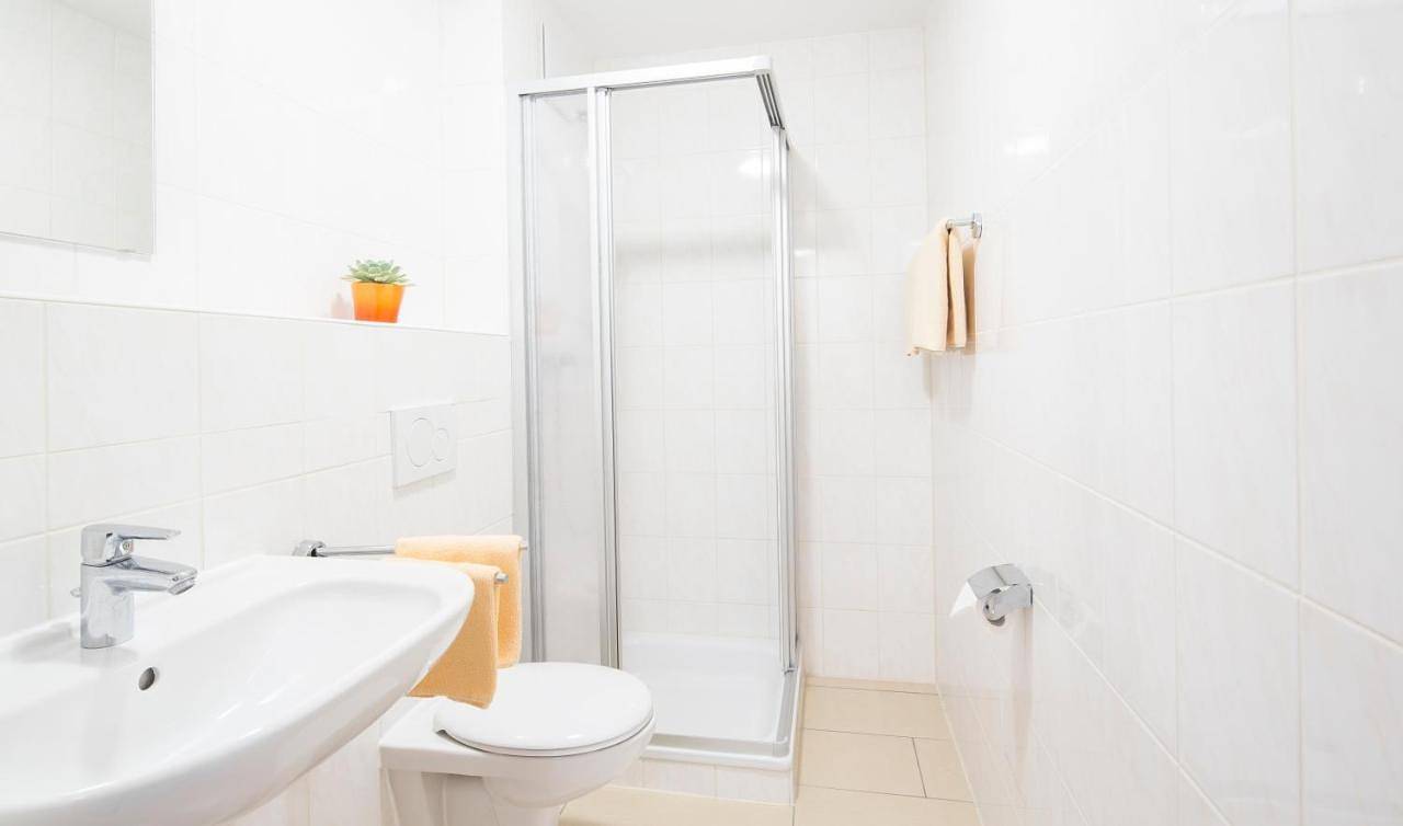 Double Room with Private Bathroom in Freiburg, Südschwarzwald