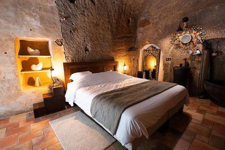 Chambre d’hôte pour 2 personnes, avec terrasse et jacuzzi