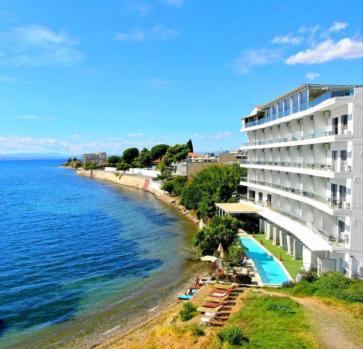 Hôtel pour 2 personnes, avec Balcon et Jacuzzi ainsi que Terrasse et Jardin