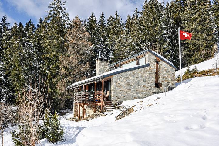 Location de vacances pour 8 personnes, avec vue et balcon, animaux acceptés à Randogne