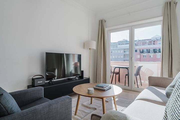 Vacation apartment for 6 people, with balcony - 1