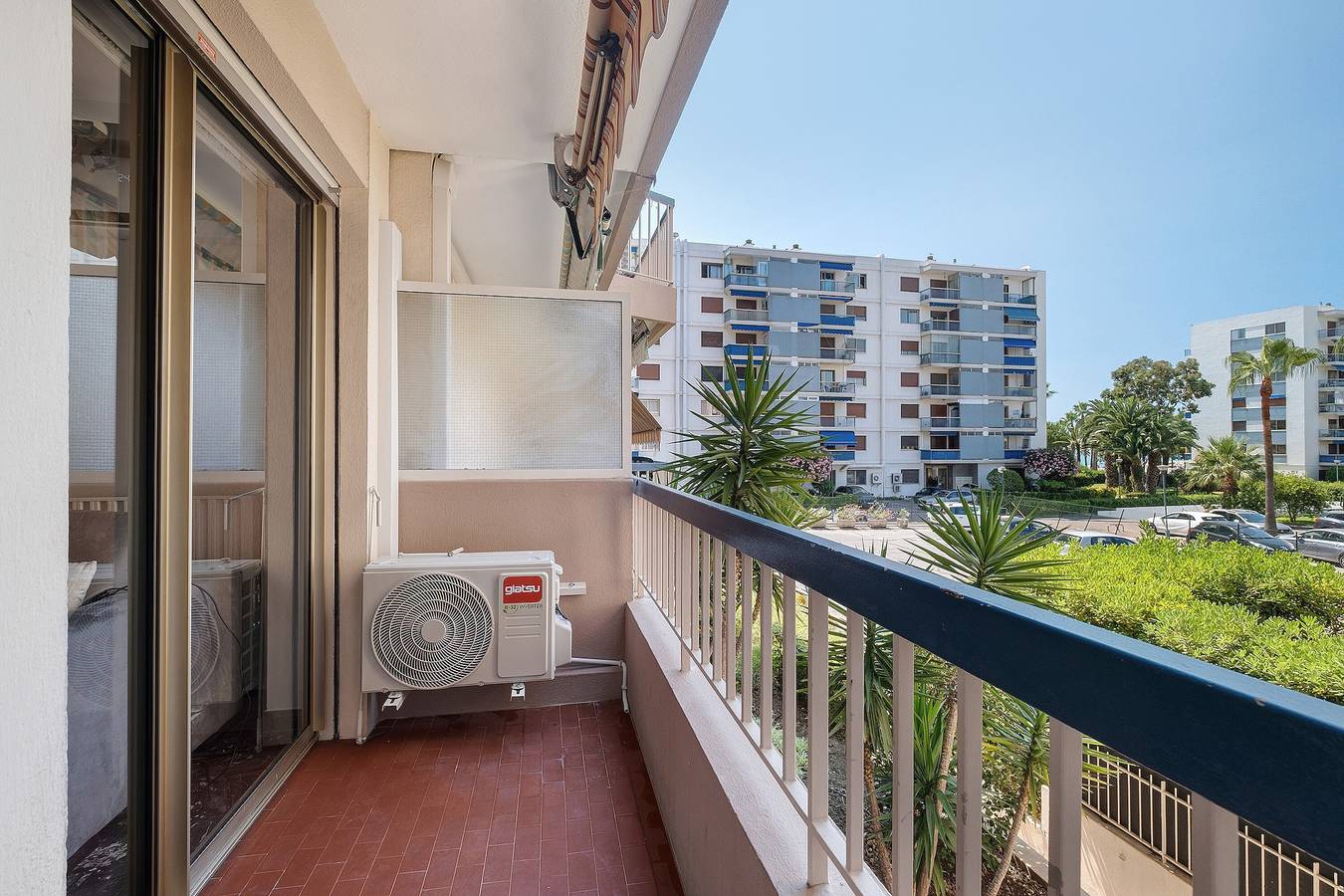 Studio entier, Appartement « Studio Bord De Mer » avec Wi-Fi et climatisation in Cagnes-sur-Mer, Côte méditerranéenne (France)