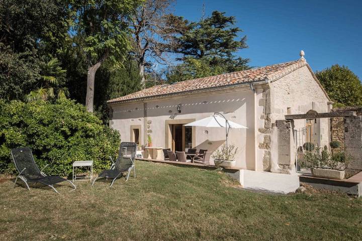 Gîte pour 3 personnes, avec Terrasse et Jardin